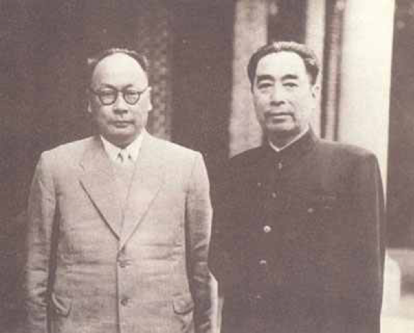 △周恩來和陳毅出席萬(wàn)隆會(huì)議歸國(guó)后在成都合影（1955年5月）